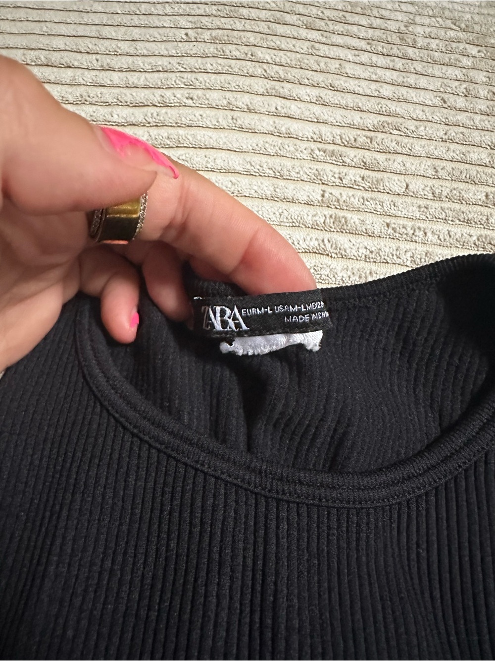 Zara Black Ribbed Tank - Picture 2 of 3